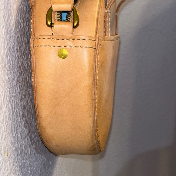 MADEWELL Beige Leather Round Purse THE JUNO Circle Crossbody Bag WesternCore - Picture 3 of 7